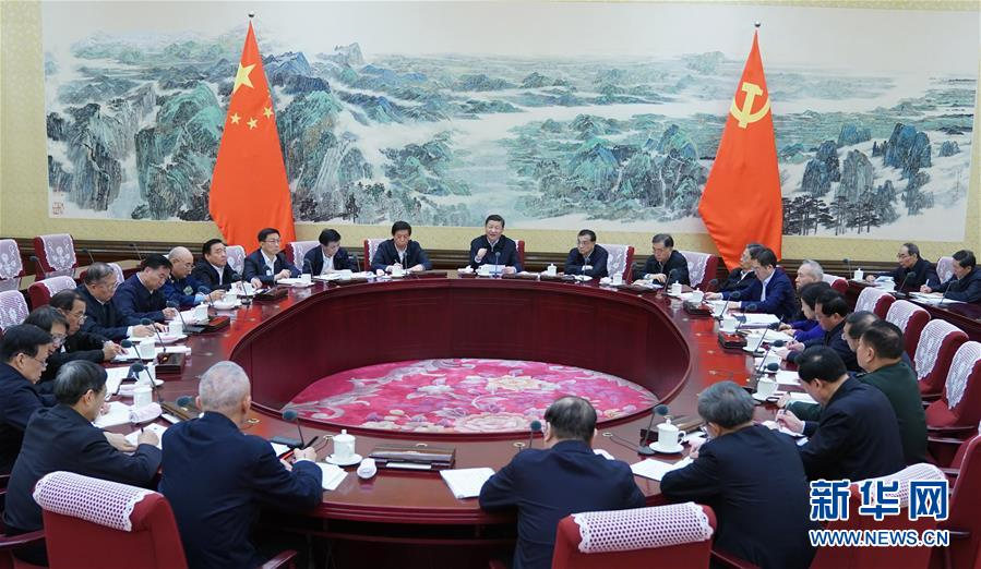 12月25日至26日，中共中央政治局召開民主生活會，中共中央總書記習(xí)近平主持會議并發(fā)表重要講話。圖片來自：新華社