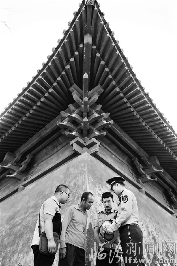 浮山縣消防大隊(duì)對(duì)文物古建筑及博物館進(jìn)行消防安全排查