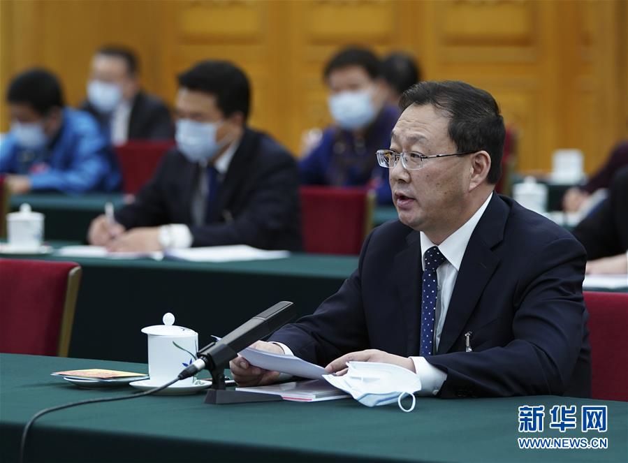 （新華全媒頭條·圖文互動）（9）從人民中汲取磅礴力量——習近平總書記同出席2020年全國兩會人大代表、政協(xié)委員共商國是紀實