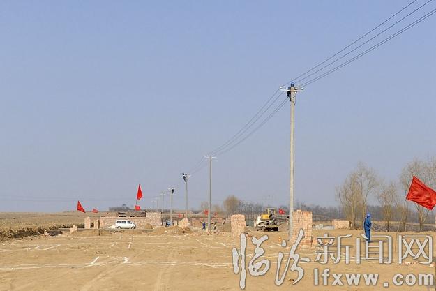 網(wǎng)改員工加班加點(diǎn)施工.jpg